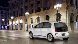 Volkswagen twin up! Concept (2013) - widok z tyłu