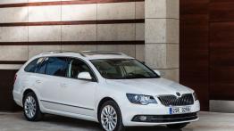 Skoda Superb II Kombi Facelifting 1.6 TDI CR DPF 105KM 77kW od 2013