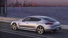 Porsche Panamera Turbo Executive (2013) - lewy bok