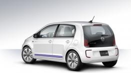 Volkswagen twin up! Concept (2013) - tył - reflektory włączone