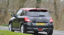 Suzuki Swift Sport SZ-R (2013) - widok z tyłu
