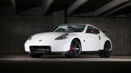 Nissan 370Z Nismo 2013 - widok z przodu