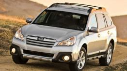 Subaru Outback 2013 - widok z przodu