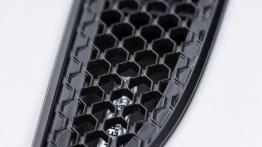 Jaguar F-Type V6S Rhodium Silver - maska zamknięta