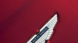 Aston Martin V12 Vantage S (2013) - logo