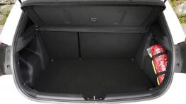 Kia ceed II GT (2013) - bagażnik