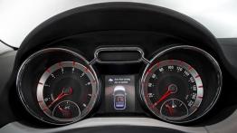 Opel Adam Rocks Concept (2013) - komputer pokładowy