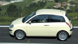 Lancia Ypsilon 2003 - lewy bok