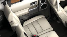 Land Rover Discovery 2003 - widok ogólny wnętrza