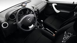 Dacia Duster Aventure Edition (2013) - pełny panel przedni