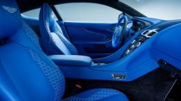 Aston Martin Vanquish Q (2013) - widok ogólny wnętrza z przodu