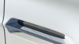 Aston Martin V12 Vantage S (2013) - prawe przednie nadkole