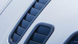 Aston Martin V12 Vantage S (2013) - maska zamknięta