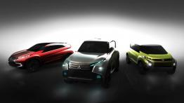 Mitsubishi XR-PHEV Concept (2013) - lewy bok