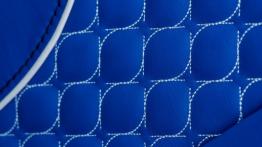 Aston Martin Vanquish Q (2013) - fotel kierowcy, widok z przodu