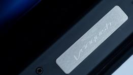 Aston Martin Vanquish Q (2013) - listwa progowa