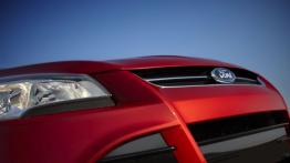 Ford Escape 2013 - grill