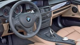 BMW M3 E93 - pełny panel przedni