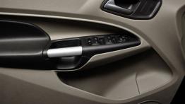 Ford Grand Tourneo Connect (2013) - drzwi kierowcy od wewnątrz