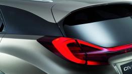 Honda Civic Tourer Concept (2013) - lewy tylny reflektor - włączony