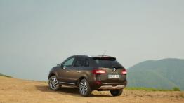 Renault Koleos Facelifting 2013 - widok z tyłu
