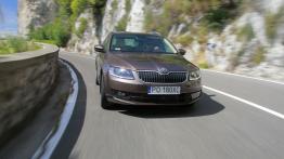 Skoda Octavia III Kombi 4x4 1.8 TSI (2013) - widok z przodu