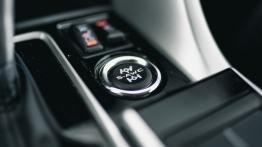 Mitsubishi Eclipse Cross 1.5 T 163 KM - galeria redakcyjna (3) - widok ogólny wn?trza z przodu