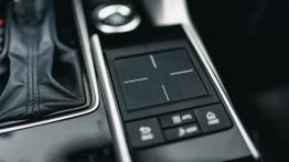 Mitsubishi Eclipse Cross 1.5 T 163 KM - galeria redakcyjna (3) - widok ogólny wn?trza z przodu