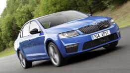Skoda Octavia III RS Liftback (2013) - widok z przodu