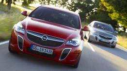 Opel Insignia OPC Facelifting (2013) - widok z przodu