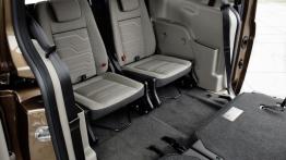 Ford Grand Tourneo Connect (2013) - tylna kanapa