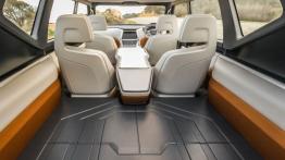 Mitsubishi GC-PHEV Concept (2013) - bagażnik