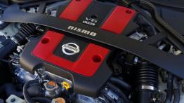 Nissan 370Z Nismo 2013 - silnik