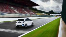 Toyota Yaris Hybrid-R Concept (2013) - widok z tyłu