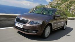 Skoda Octavia III Kombi 4x4 1.8 TSI (2013) - widok z przodu