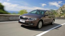 Skoda Octavia III Kombi 4x4 1.8 TSI (2013) - widok z przodu