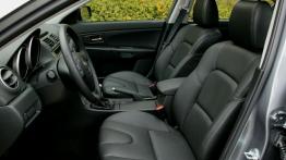 Mazda 3 - widok ogólny wnętrza z przodu