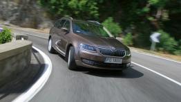 Skoda Octavia III Kombi 4x4 1.8 TSI (2013) - widok z przodu