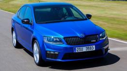 Skoda Octavia III RS Liftback (2013) - widok z przodu