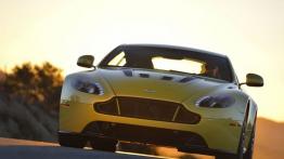 Aston Martin V12 Vantage S (2013) - widok z przodu