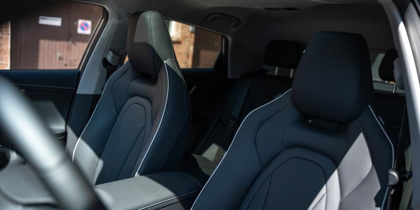 Omoda 5 Hybrid Premium to wersja, której od początku brakowało. Wreszcie mogę ją (warunkowo) polecić