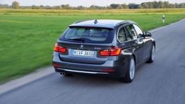 BMW 328i Touring (F31) - widok z tyłu