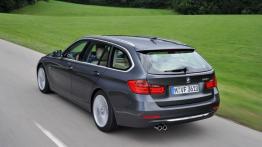 BMW 328i Touring (F31) - widok z tyłu