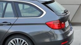 BMW 328i Touring (F31) - tył - inne ujęcie