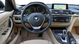 BMW 328i Touring (F31) - kokpit