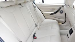 BMW 328i Touring (F31) - tylna kanapa