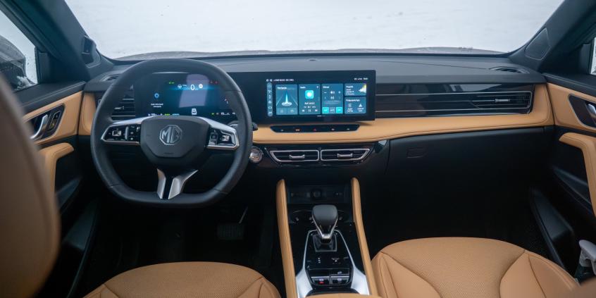 Porównanie: MG HS Hybrid+ Exclusive vs Nissan Qashqai e-Power Tekna+. Która hybryda lepsza?