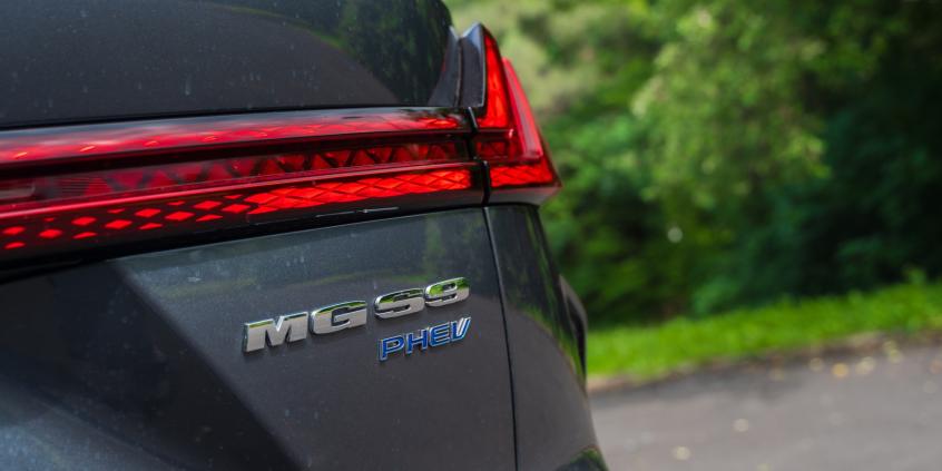 Test: MG S9 PHEV Exclusive to realna alternatywa dla minivana. Ma swoje wady, ale też potrafi się obronić