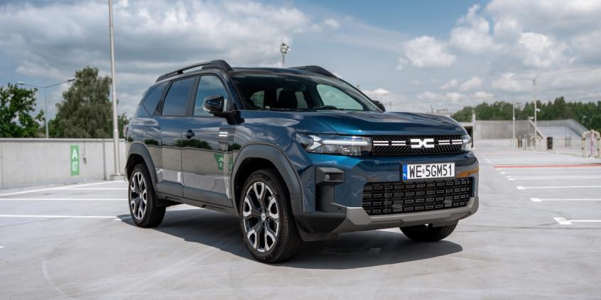 Dacia Bigster Hybrid Journey stanowi największe wyzwanie dla chińskich aut