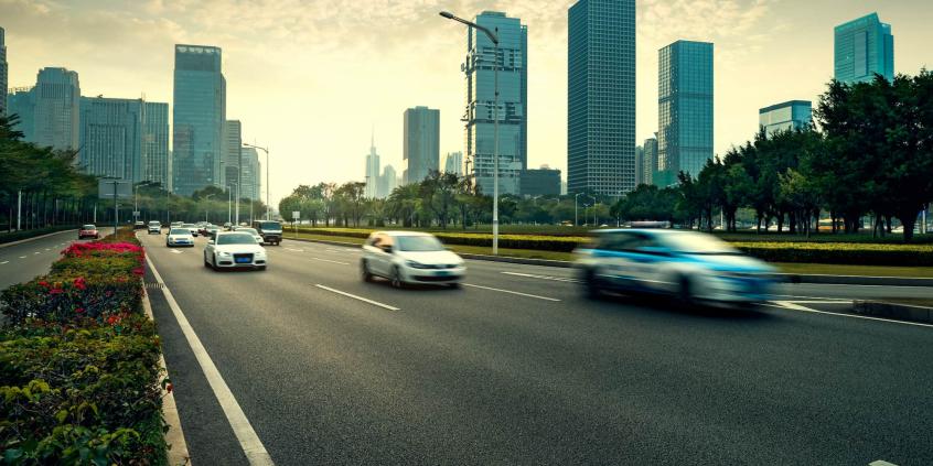 Ostatni dzwonek dla polskiej motoryzacji. Prezydent daje zielone światło dla testów pojazdów zautomatyzowanych